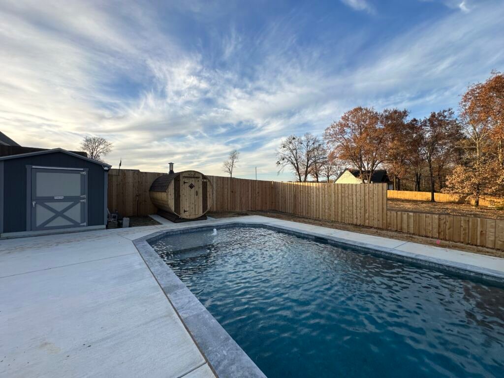 Cedar fence with a view by Berglund Services