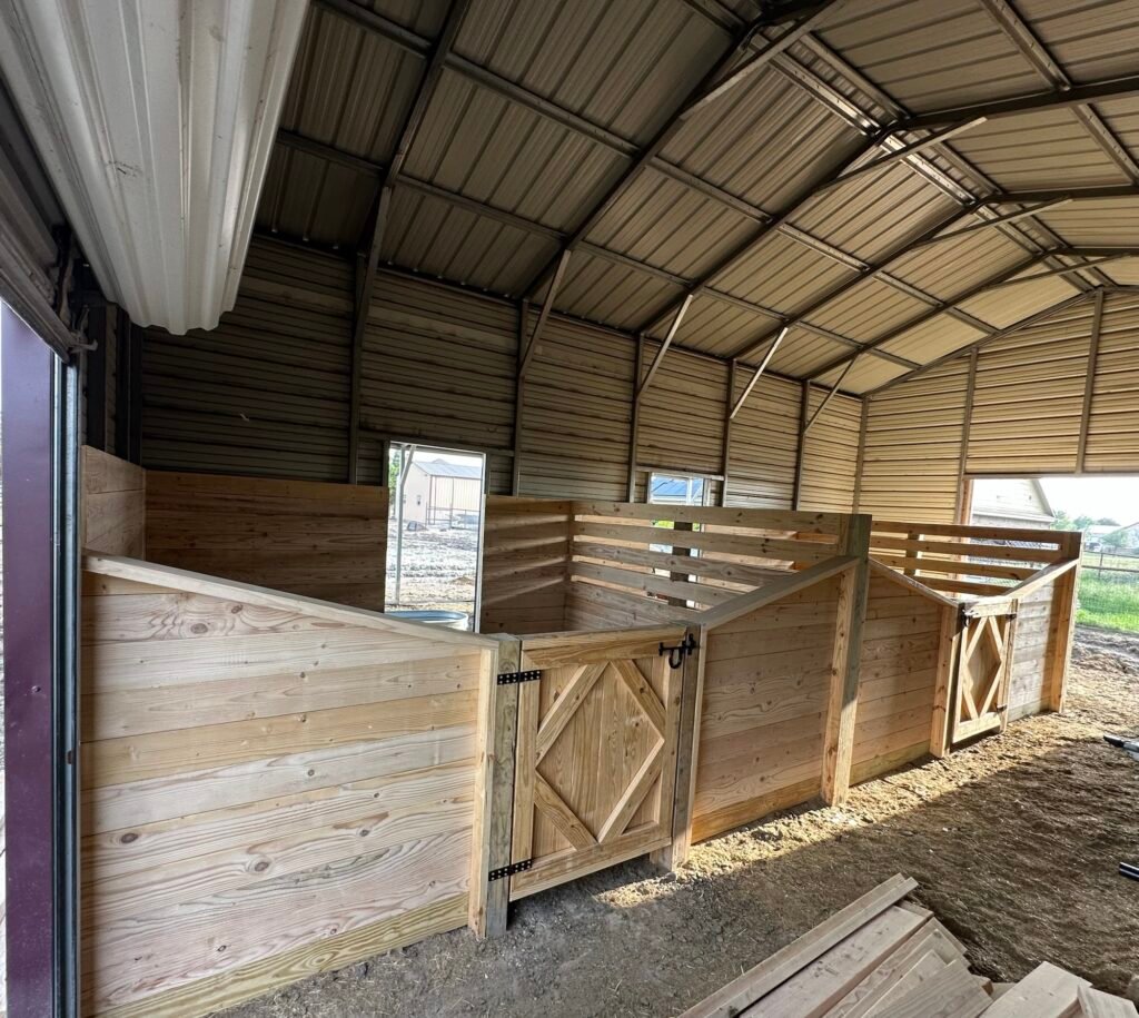 Horse stalls with tack & feed room